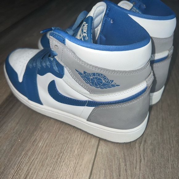 Jordan 1 - Picture 4 of 10